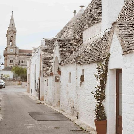I Trulli Di Dioniso - Aurora Villa Alberobello Exterior foto