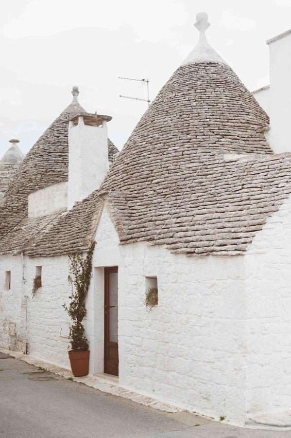 I Trulli Di Dioniso - Aurora Villa Alberobello Exterior foto